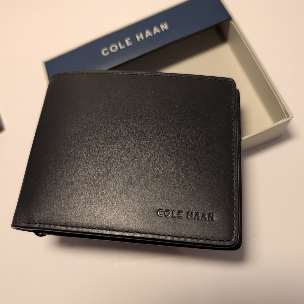 Cole Haan-Pull Up Slimfold Wallet